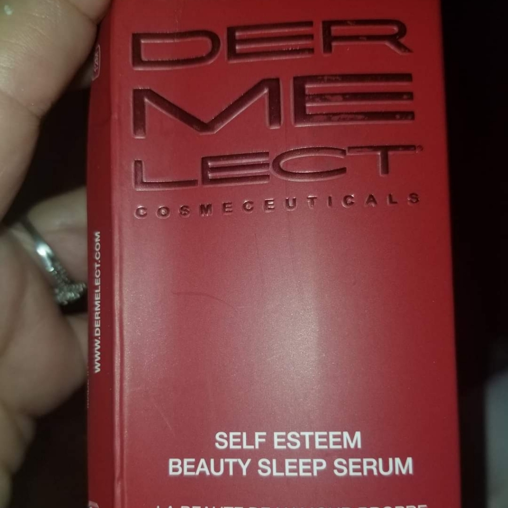 New in box DERMELECT beauty serum